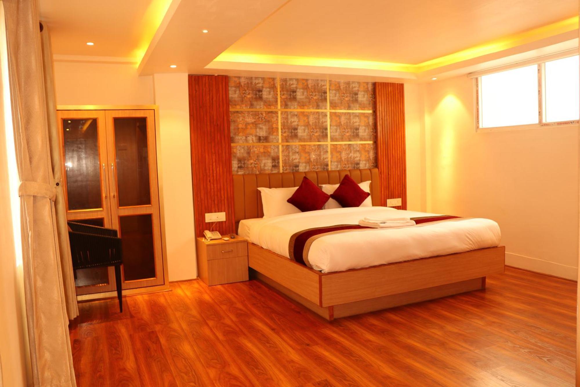 Hotel Elegant Kathmandu Inn Exterior foto